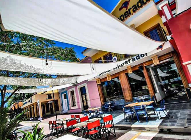 Hotel Emperador Cafayate Exterior photo